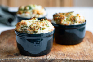 Petits flans soufflés express brocoli roquefort