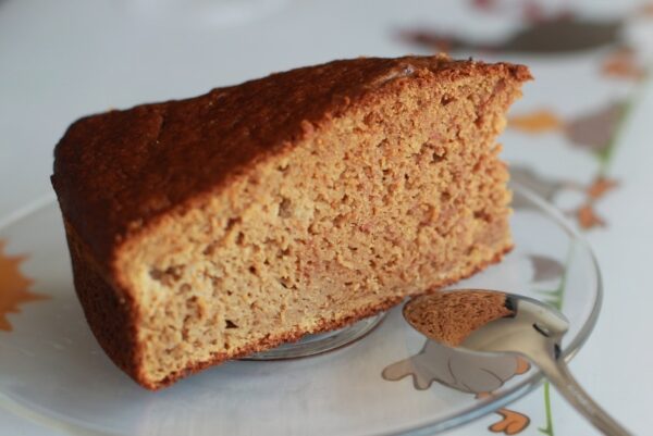 Gâteau aux pommes au Thermomix sans beurre, gluten ni lactose