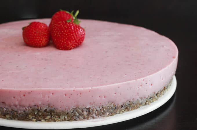 Cheesecake aux fraises healthy sans oeufs sans gluten