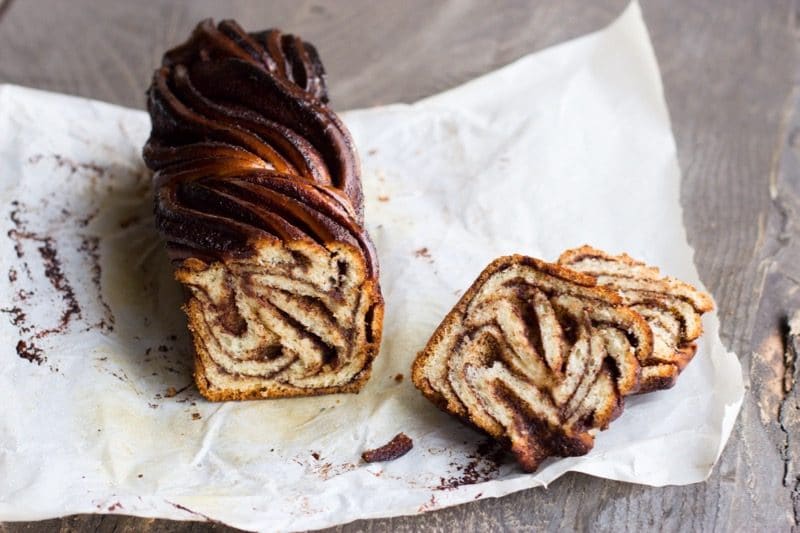 Brioche tressée au chocolat façon “babka” ou “kranz cake”