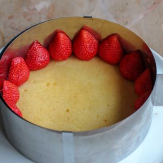 Disposition des fraises sur le contour du cercle du fraisier Thermomix