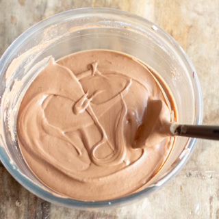 Mousse au chocolat por le gâteau royal au chocolat au Thermomix