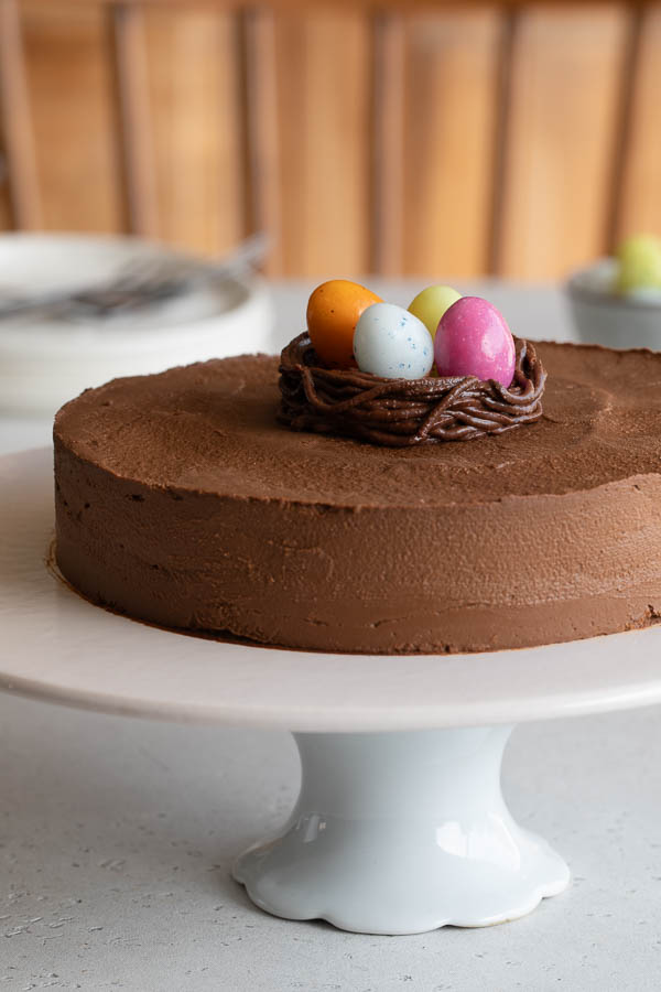 Gâteau chocolat healthy avec déco de Pâques